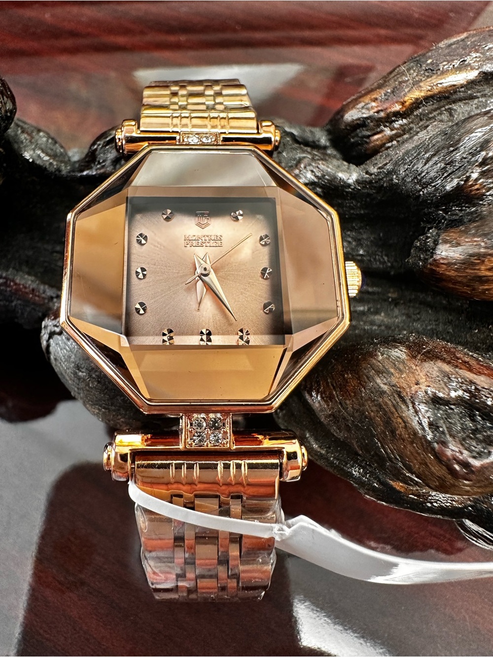 Montres Prestige Invicta Octagonal Rose Gold Crystal Accent Bracelet Watch